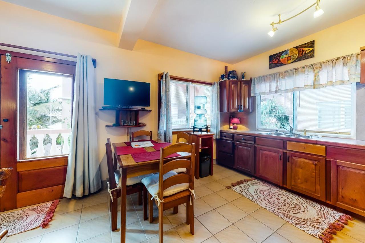Coral Reef Condo San Pedro  Εξωτερικό φωτογραφία