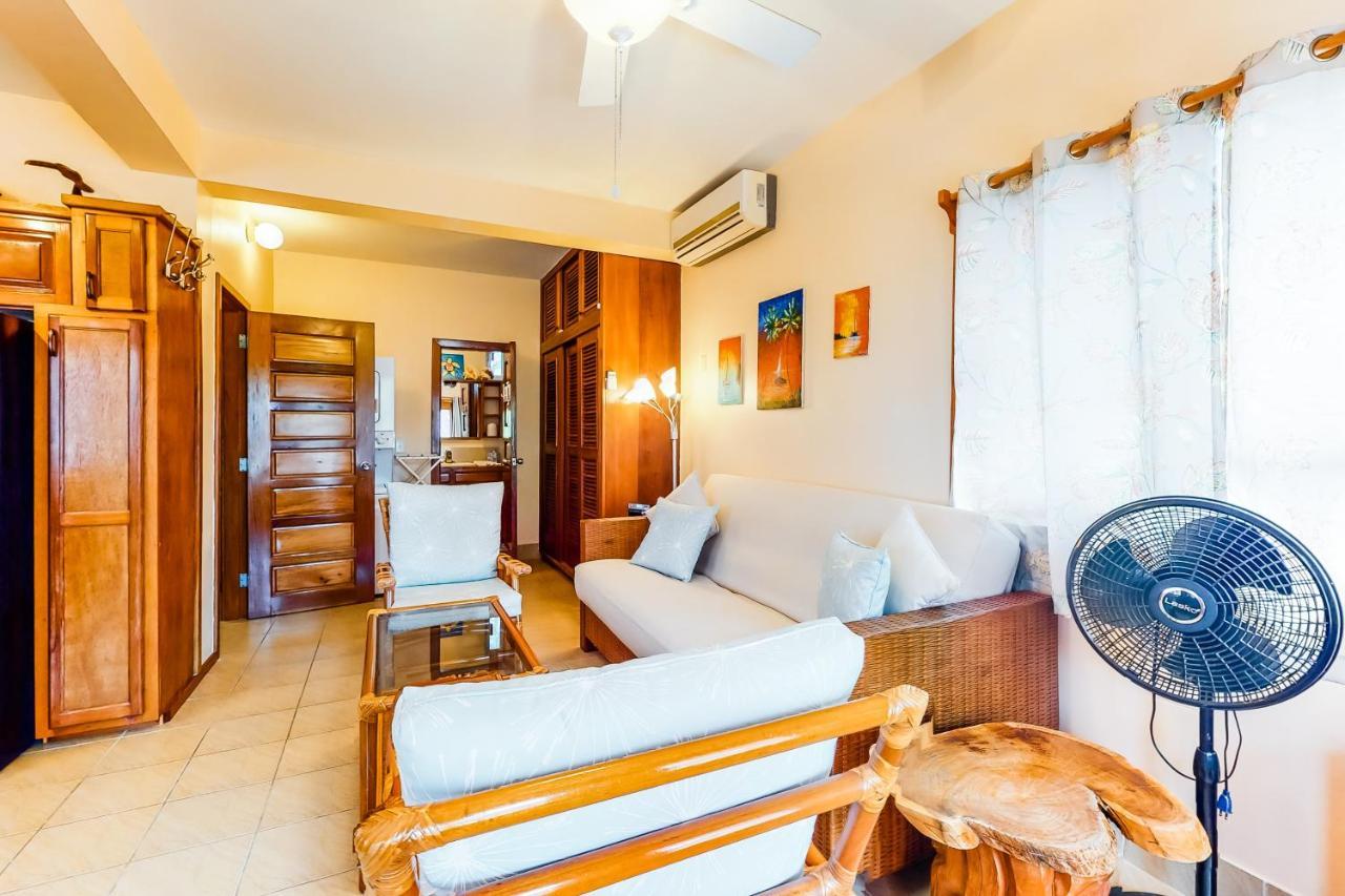 Coral Reef Condo San Pedro  Εξωτερικό φωτογραφία
