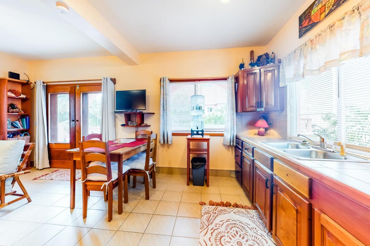 Coral Reef Condo San Pedro  Εξωτερικό φωτογραφία