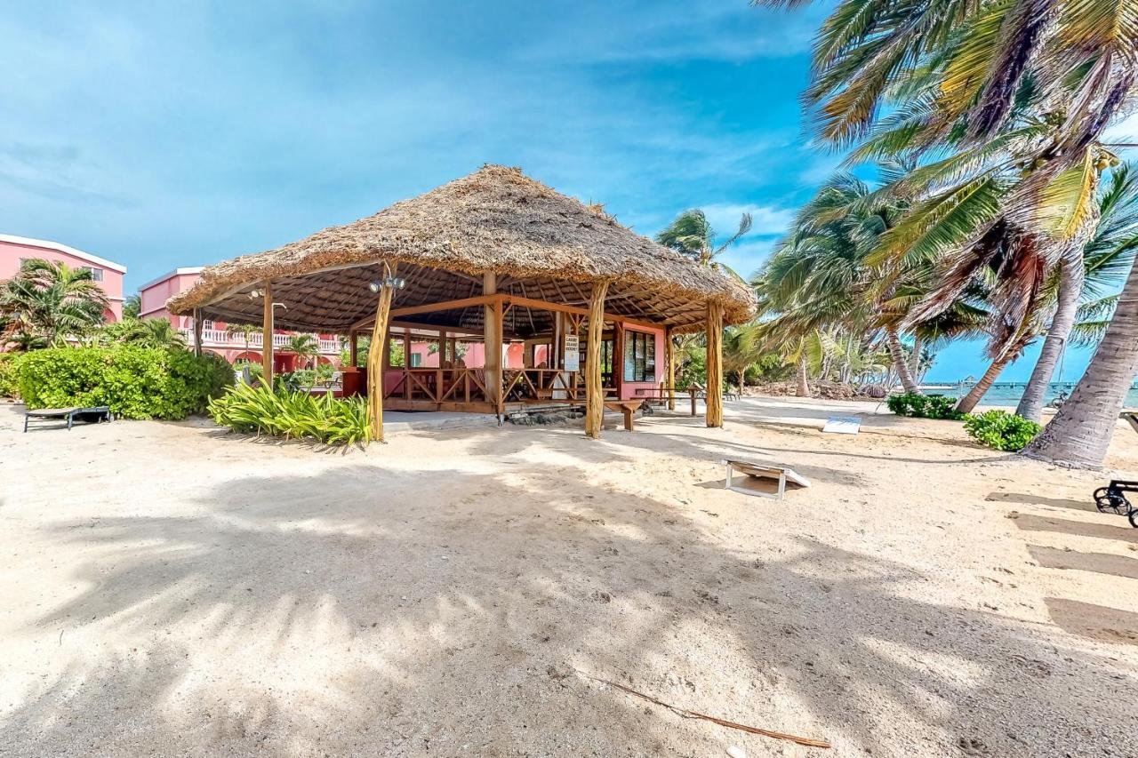 Coral Reef Condo San Pedro  Εξωτερικό φωτογραφία